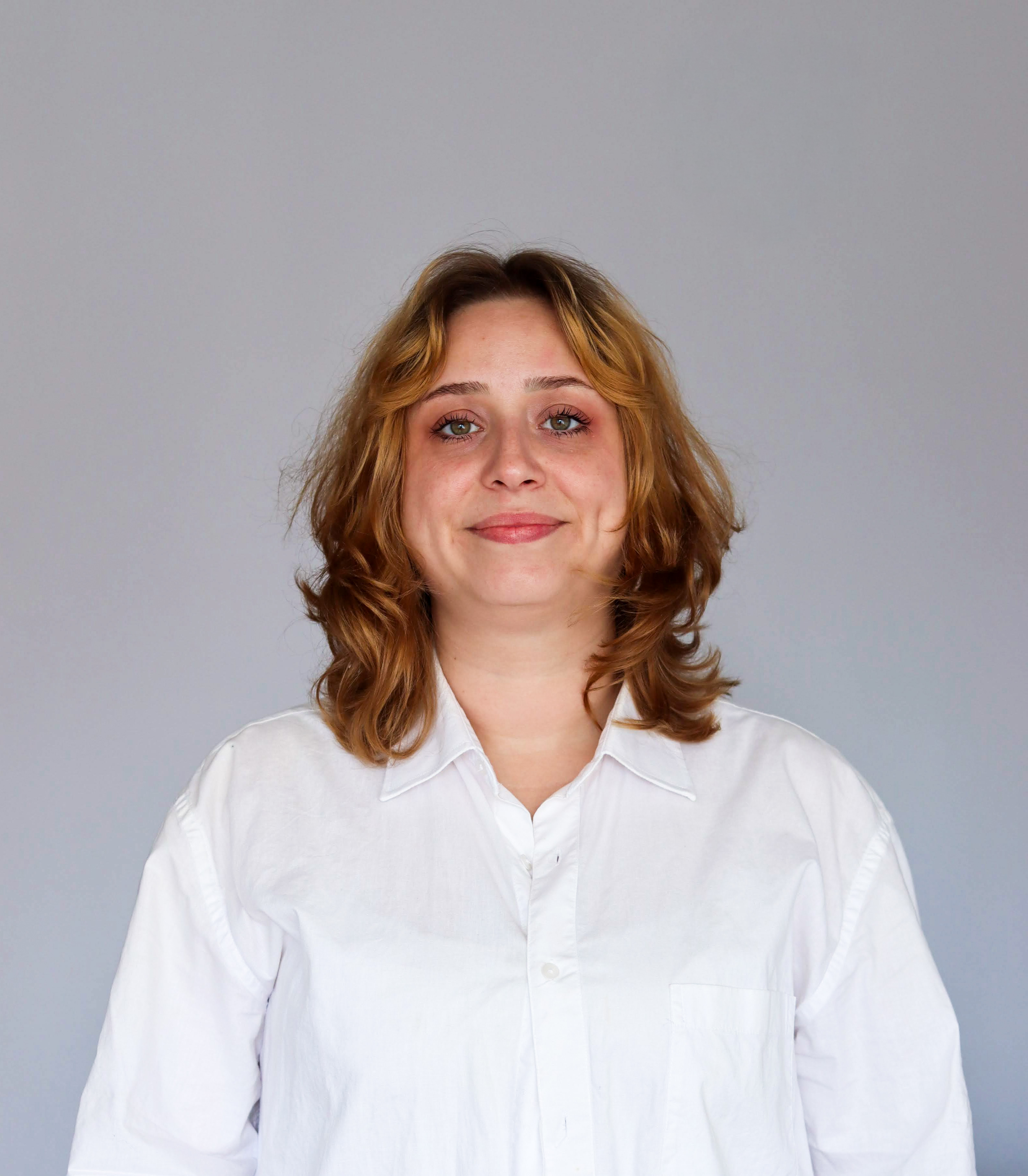 Anna Holland